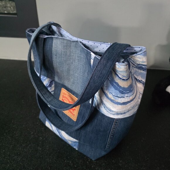 Handmade upcycled denim patchwork handbag - Picture 4 of 9